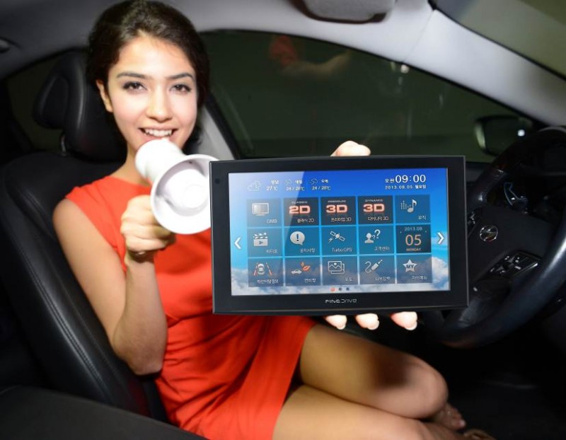 Fine Digital Unveils Voice-activated Navigator “FineDrive iQ 3D 5000v”