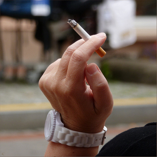 Die-hard Smokers Say, “I Wouldn’t Quit Even If Cigarette Price Rises to 10,000 Won”