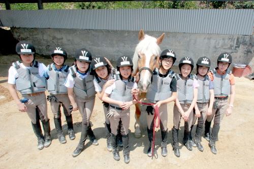 If Your Kid is Suffering from ADHD, Try Horseback Riding