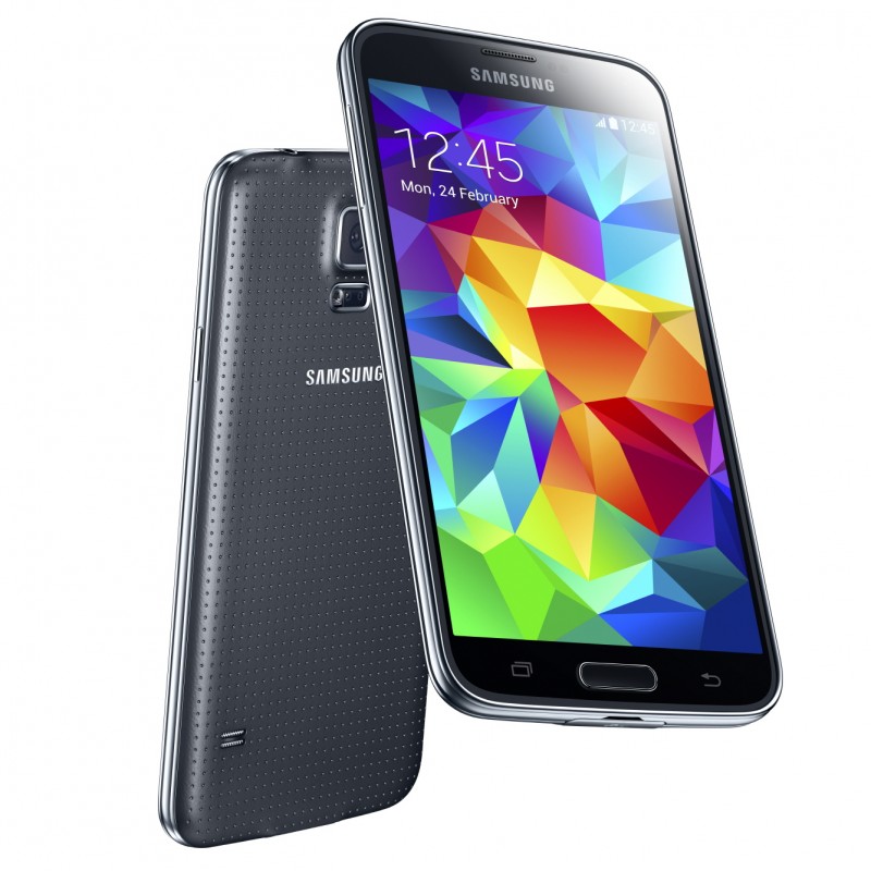 Galaxy S5 Clone Shows up One Day after Real One’s Debut