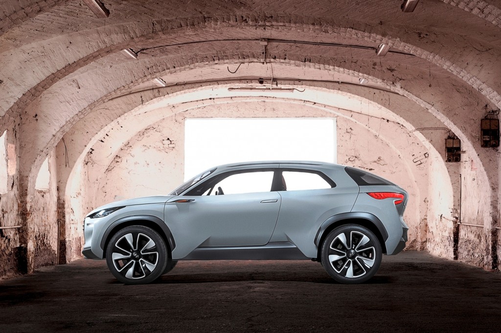 Hyundai Motr will display its next-generation hydrogen fuel-cell concept car "Intrado" at the upcoming 2014 Geneva Motor Show. (image: Hyundai Motor)
