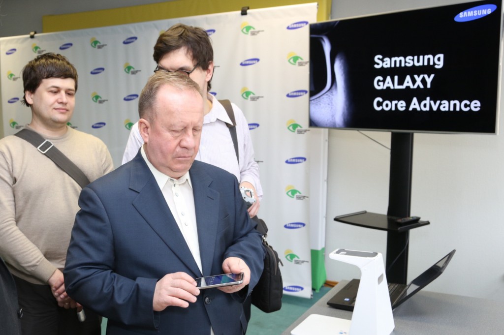 The Galaxy Core Advance, launched last month, comes equipped with the optical scanner that scans documents and reads the text in voice messages and the voice-activated camera for the visually challenged. (image: Samsung Electronics)