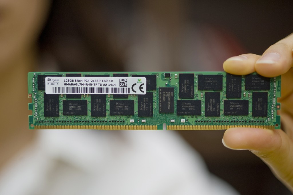 SK Hynix Inc. has developed the world’s first highest density of 128GB(Gigabytes) module. (image: SK Hynix)