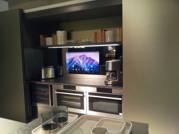 Android® comes into the kitchen with Elam Kitchen furnishing complements and Cloudproject Generations S.r.l.