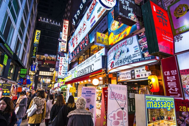 Chinese Tourists Grumble Communication Difficulties While Shopping in Korea