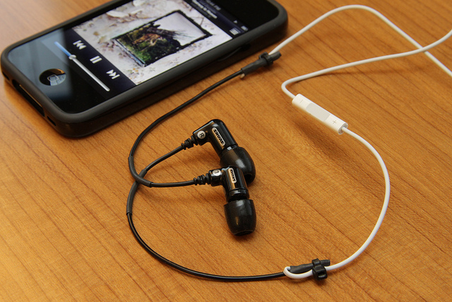 Stream unlimited music without data charges from ALL of the top music streaming services — only on the Un-carrier (image: Yutaka Tsutano/ Flickr)