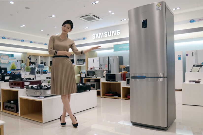 Samsung Unveils New Refrigerator Slim Style for Single Homes