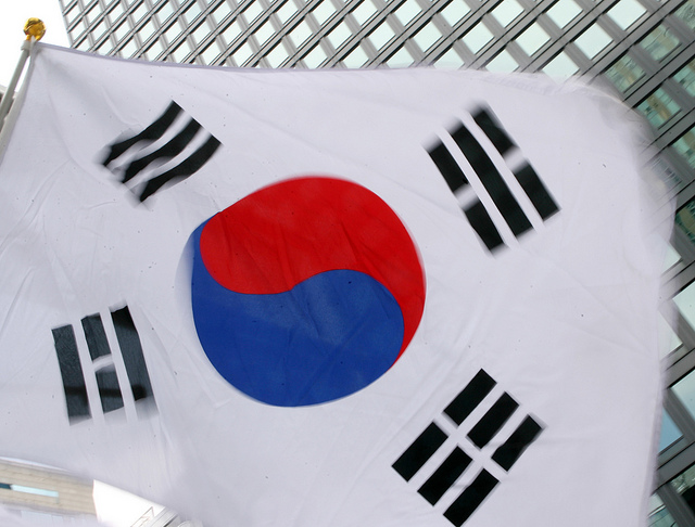 The event and the installing of new large-sized flags in airports are to commemorate the declaration of independence 69 years ago, to inspire patriotism for Korean nationals and raise the national brand values to foreign visitors.  (image: Republic of Korea/flickr)