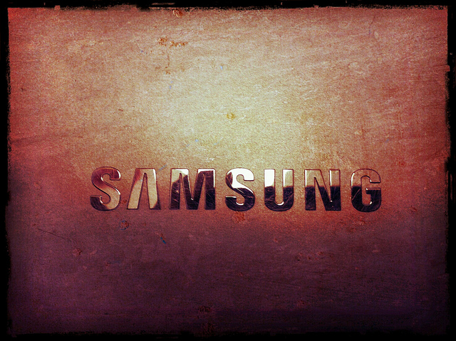 Samsung in an "emergency mode" (image: charlesrope/flickr)
