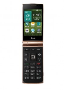 The new phone has a special button to directly connect to the KakaoTalk messaging application as the Korean electronics company accepted demands of older people. (image: LG Electronics)