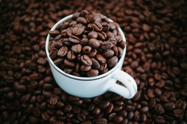 Koreans’ Love for Coffee Brings Record Coffee Bean Imports