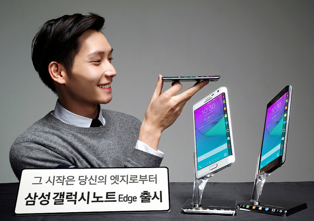 Samsung Electronics Rolls Out Galaxy Note Edge in Korea