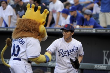 Employer of Sung-Woo Lee Smiles As Kansas City Royals Advance to World Series