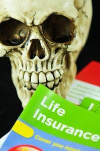 Should Insurers Pay Death Benefit to Suicide Victim’s Family? (image: Kobizmedia)