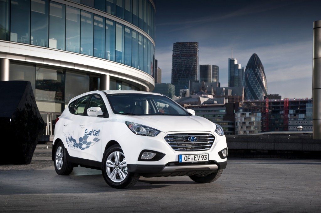 Gwangju, declaring it will position itself as a hub for eco-friendly hydrogen vehicles, plans to expand the 'green fleet' by purchasing more Hyundai Tuscon ix models in the city. (image: Hyundai Motors)