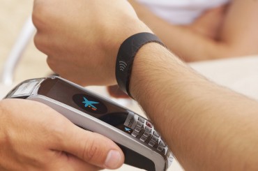 CaixaBank gears up for wearables with Gemalto NFC payment technology in Spain