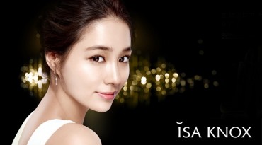Actress Lee Min-jung Becomes Spokesmodel of Korean Cosmetic Brand Isa Knox
