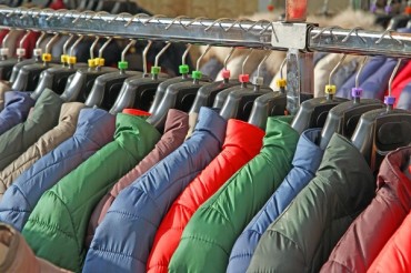 Premium Goose Down Jackets Turn out to Be Duck Down