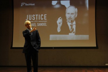 Michael Sandel, Writer of “Justice,” Becomes Honorary Seoul Citizen