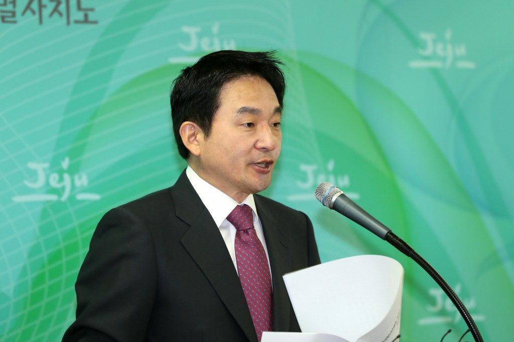 At the conference, Governor Won introduced the nature and history of Jeju, and stressed the three investment principles of environmental protection, balance among the investment sectors and investment raising the future value of Jeju. (image: Jeju Province)