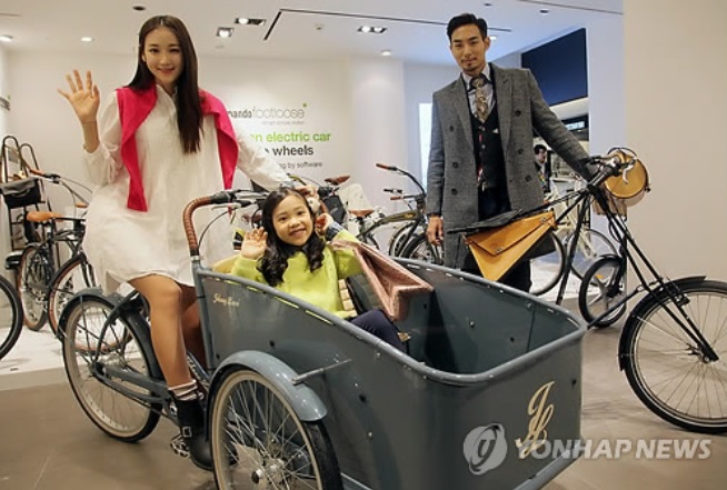 Classic to Electric: Luxury Bike Shop Opens at Shinsegae Department Store