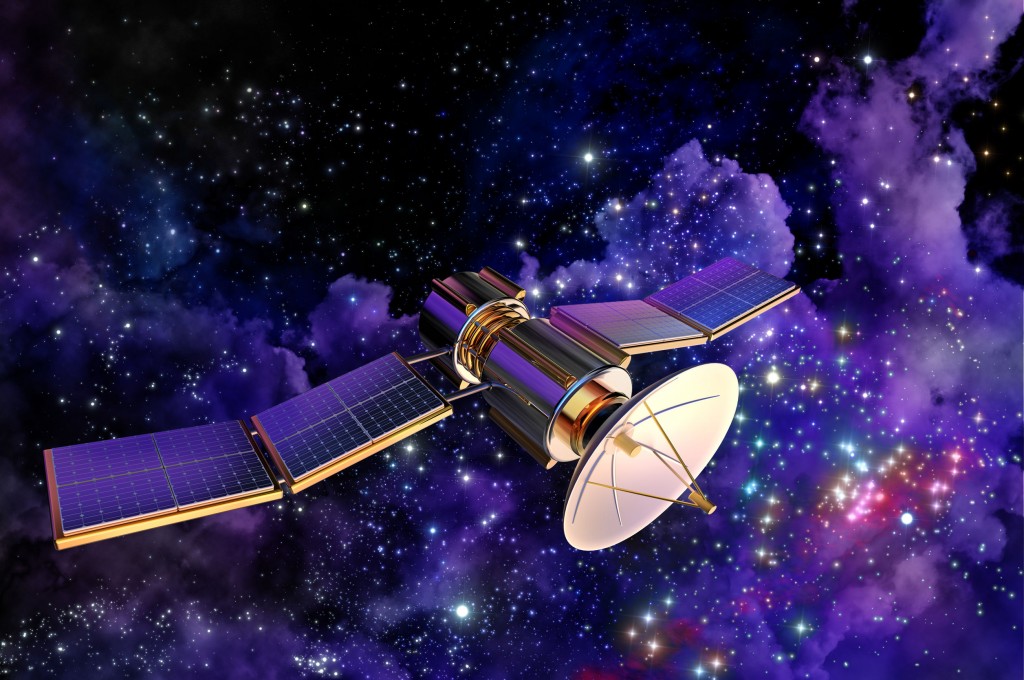 The satellites, powerful enough to identify objects as small as cars, will be equipped either with high-resolution synthetic aperture radar or an electrooptic-infrared (EO-IR) surveillance device. (image: Kobiz Media)
