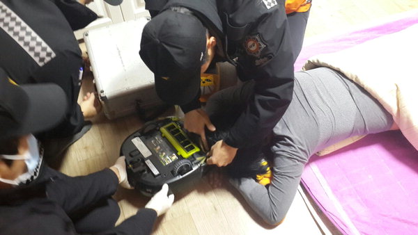 Korean Housewife’s Hair Sucked Up into Robot Vacuum