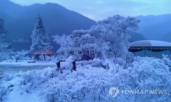 Buncheon Santa Village, Snow Wonderland on KORAIL’s V-Train Line