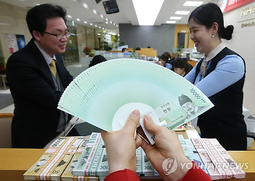 Koreans’ Demand for Newly Printed Bills Soaring