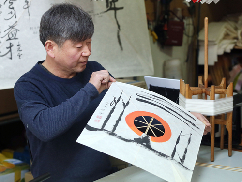 Korean Kite Craftsman Flew 150 Kites on Lunar New Year Day