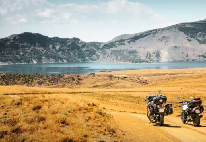 “Singa to Minga” : Biker Couple on 23,000 Km of Motorcycle Adventure Trip with 1 Good Cause