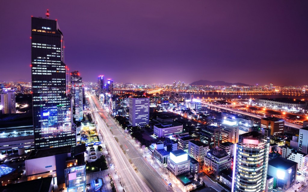 Night view of Gangnam street (image credit: Kobiz Media)