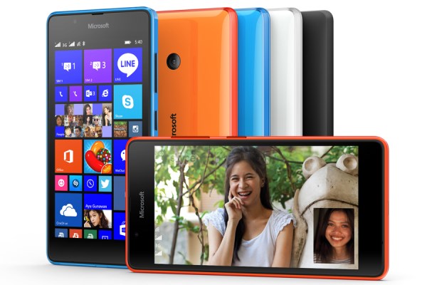 Microsoft's official website shows images of the Lumia 540 displaying Naver's messenger app that boasts more than 50 million members, along with other popular social networking services such as Facebook, Skype, and Twitter. (image: Microsoft)