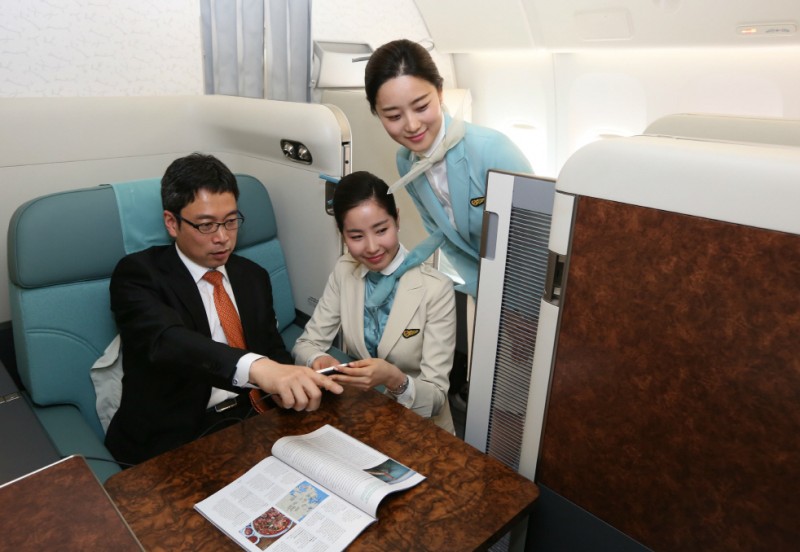 Korean Air Launches Private Suites Equipped with Sliding Doors