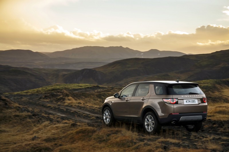 Land Rover’s New Discovery Sport Sees 1,000 Pre-Orders