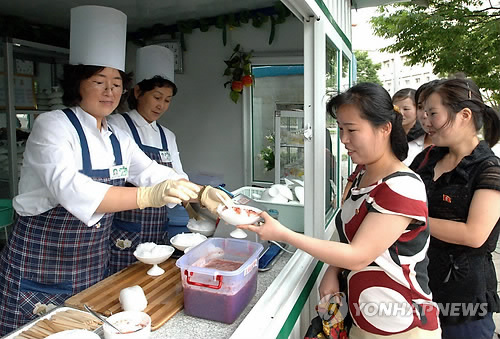Pyongyang’s Patbingsu Cafés Gain Popularity with Summer Heatwave