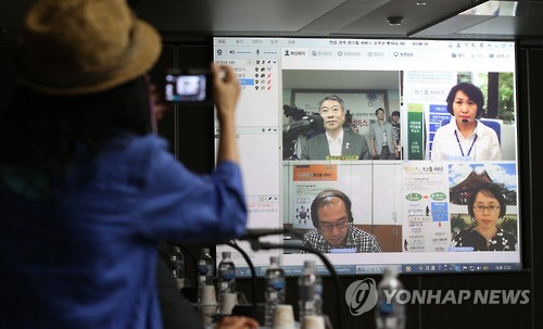 The Ministry of Government Administration and Home Affairs announced that it had begun the “Easy Inheritance One-stop Service” enabling the verification of asset amounts to be inherited upon issuance of the death report.  (image: Yonhap)