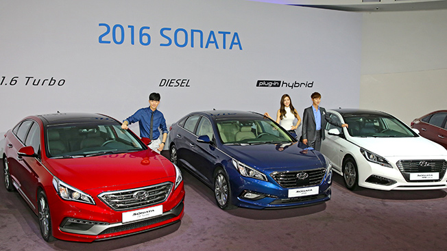 Hyundai's Sonata ranked No. 1 among different midsize sedan brands to win the AutoPacific Vehicle Satisfaction Award. (image: Hyundai Motor)