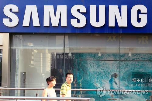 The share of Samsung Electronics dropped to a one digit number, ranking fifth in the Chinese smartphone market.  The Chinese brands Xiaomi and Huawei ranked first and second, with Apple coming in next. (Image : Yonhap)