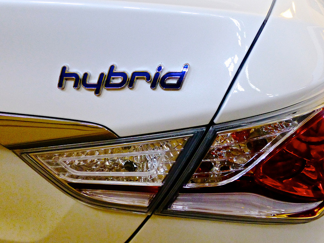Sales of Domestic Hybrid Cars to Hit All-time High This Year