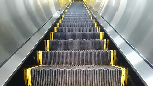 A Whole Lot of Controversy over How to Ride Escalators