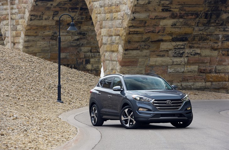 Hyundai’s Sonata, Tucson Get Top Safety Ratings in U.S.