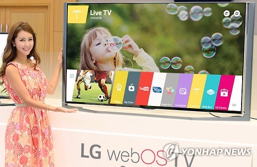 Samsung Electronics Co. grabbed 29 percent of the global TV market for the largest share in the second quarter, followed by LG Electronics Inc. with 14 percent and Japan's Sony Corp. with 7 percent. (Image : Yonhap)