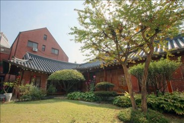 Romance and Culture Meet in Jeong-dong