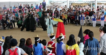 Gangneung Danoje Festival Presents Rich Cultural Heritage