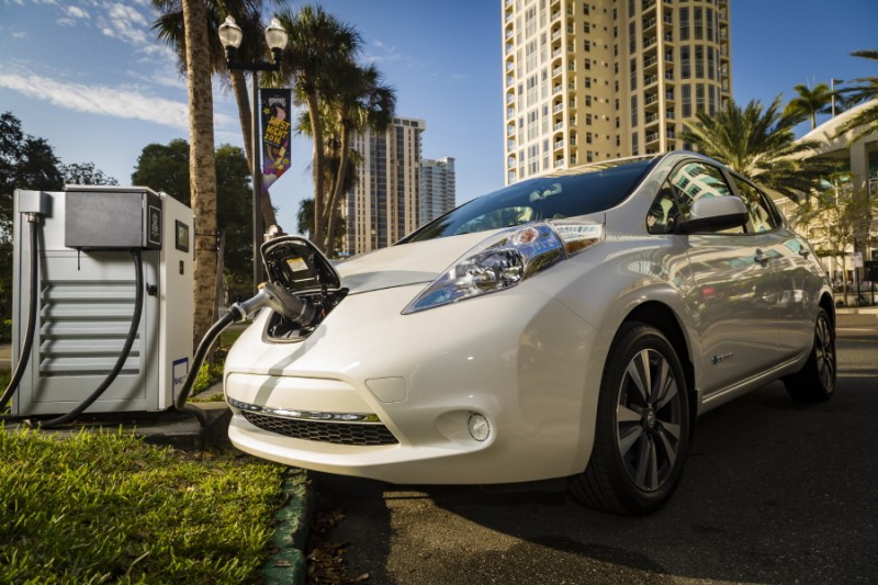 Nissan and BMW Partner to Deploy Dual Fast Chargers Across the U.S. to Benefit Electric Vehicle Drivers