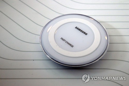 Research related to ‘wireless charging’ is active among IT giants such as Samsung and Apple. (Image : Yonhap)