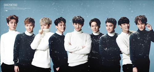 South Korean boy band EXO has finished the year 2015 in the top 10 of two Billboard year-end charts, the group's agency said Thursday. (Image : Yonhap)