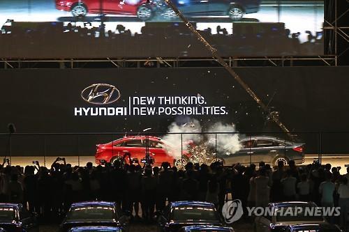 For the first time, Hyundai Motor management will meet their anti-fans and talk. (Image : Yonhap)