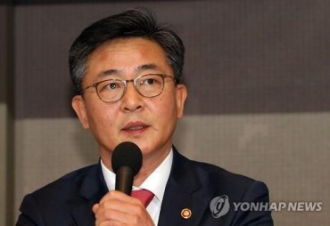 S. Korea Rejects Bartering with N. Korea